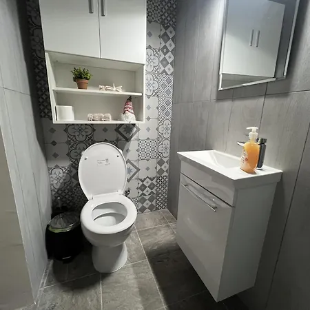 Apartamento 1 On The 1st Line Limassol