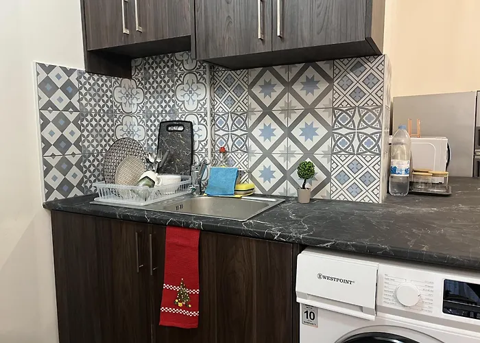 1 On The 1st Line Lemesos